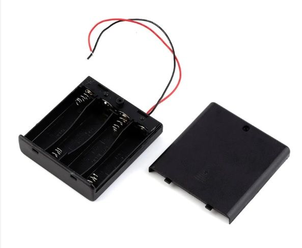 4-AA Battery Holder with cover